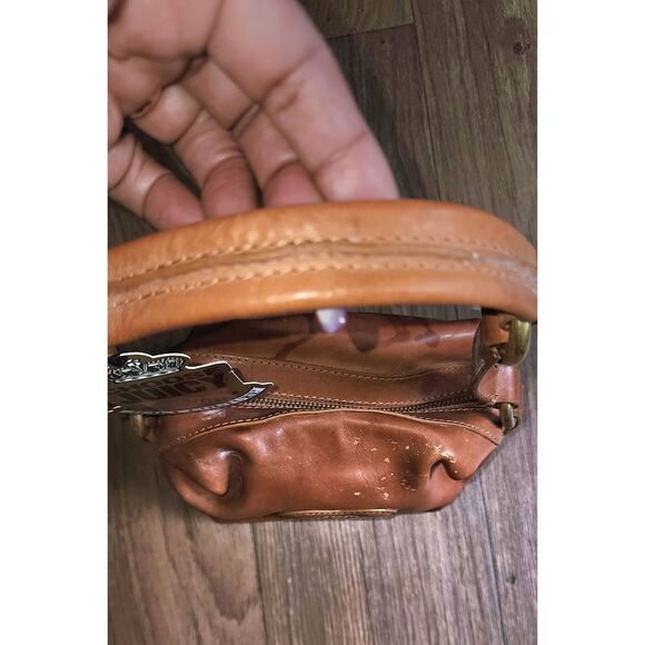 VINTAGE Juicy Couture Saddle Leather Bag - Picture 2 of 7